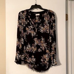 Maurices floral blouse in black pink purples.